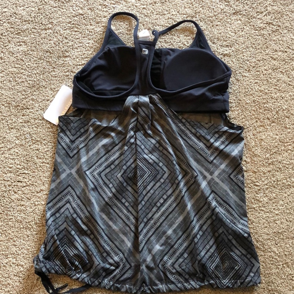 Nwt Fabletics Top - image 2